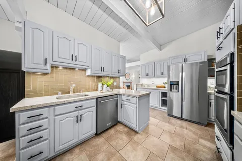 $1,500,000 | 1769 Roberta Drive, San Mateo, CA 94403