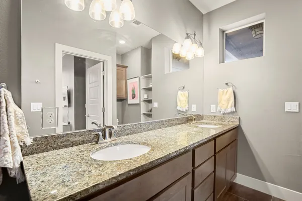 $2,900 | 1302 Delano Street, Unit A, Austin, TX 78721