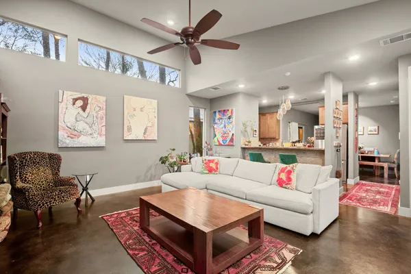 $2,900 | 1302 Delano Street, Unit A, Austin, TX 78721