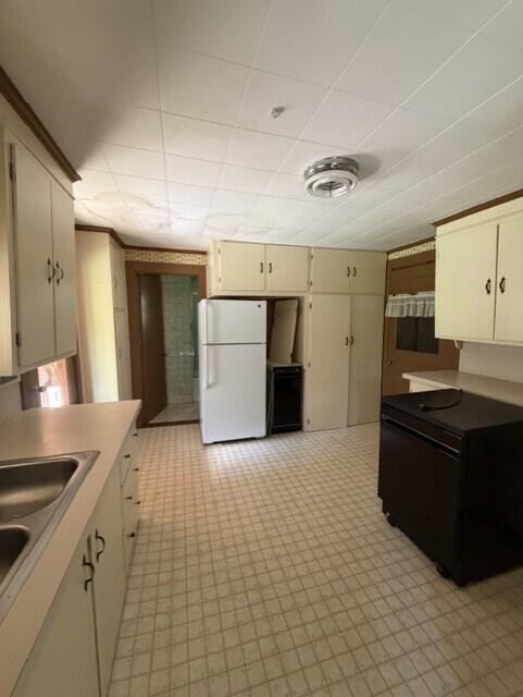 1077 Chadbourne Road Standish, ME 04084 - Photo 5 of 20 1077 Chadboune