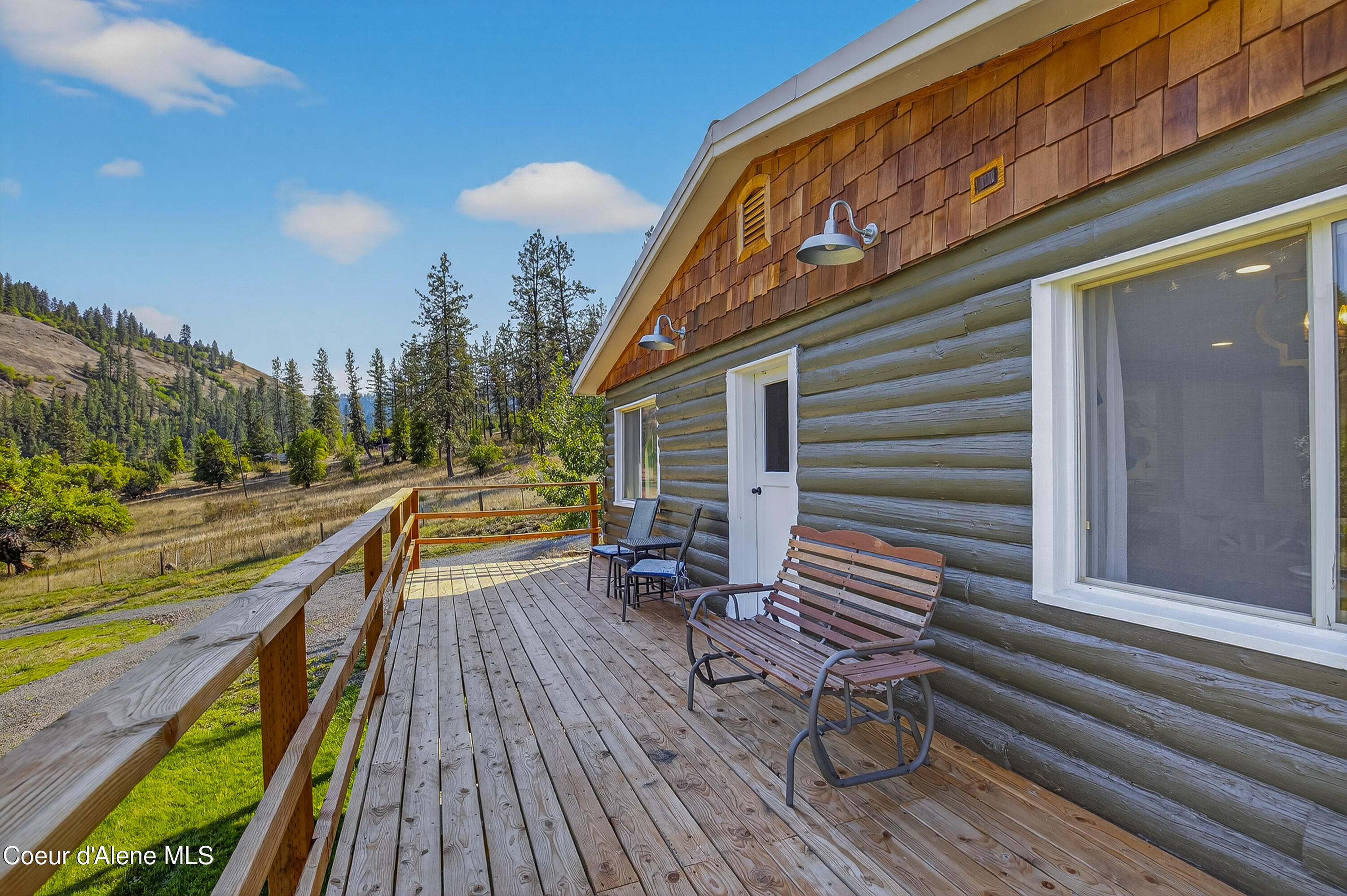 2157 Luke's Gulch Road Stites, ID 83552 - Photo 41 of 48 Main Deck 042_AM3I5391