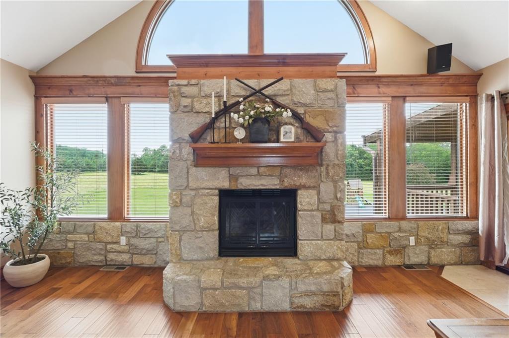 8980 Rowen Road De Soto, KS 66018 - Photo 10 of 69