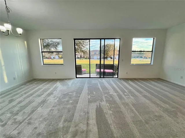 $284,800 | 1431 Pacific Road, Poinciana, FL 34759