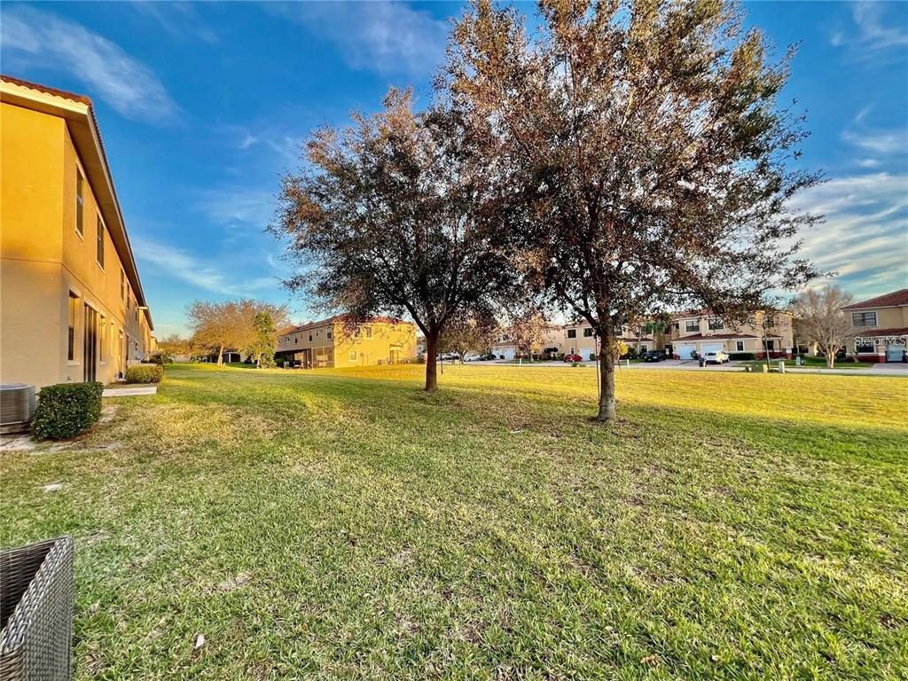 1431 Pacific Road Poinciana, FL 34759 - Photo 16 of 51