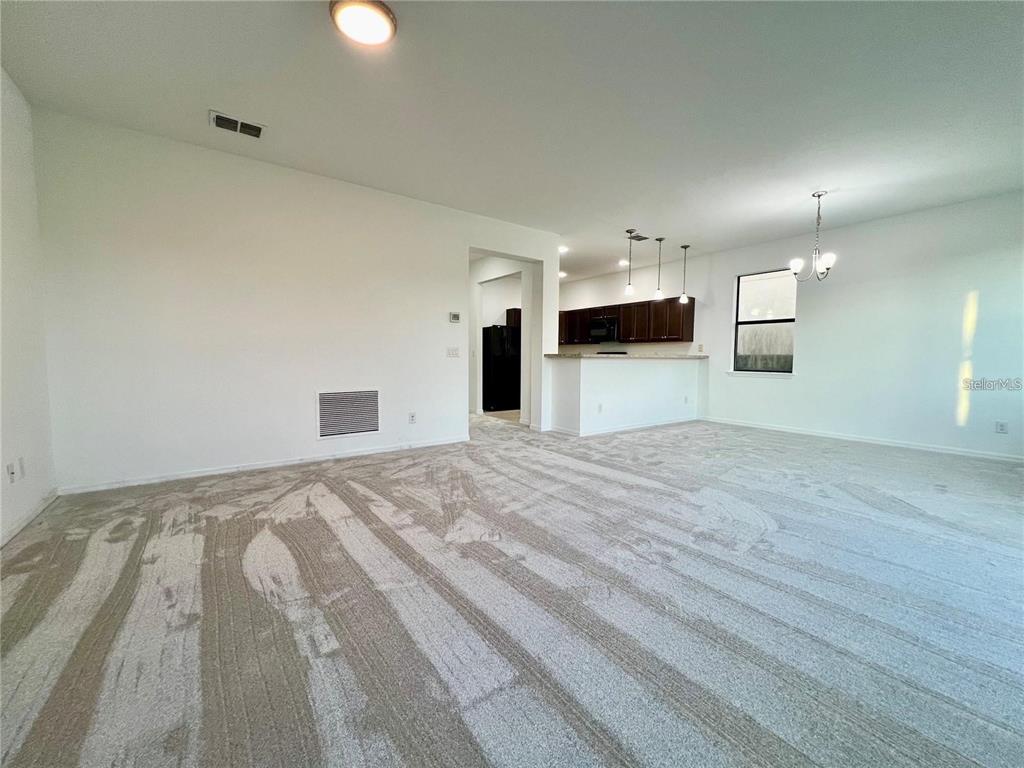 1431 Pacific Road Poinciana, FL 34759 - Photo 19 of 51