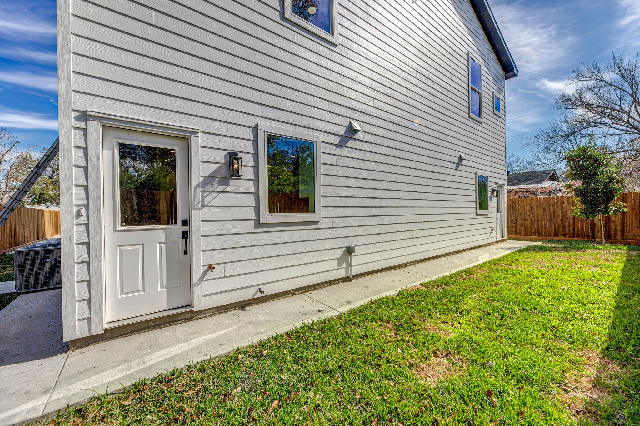 704 South 1st Street Conroe, TX 77301 - Photo 18 of 26