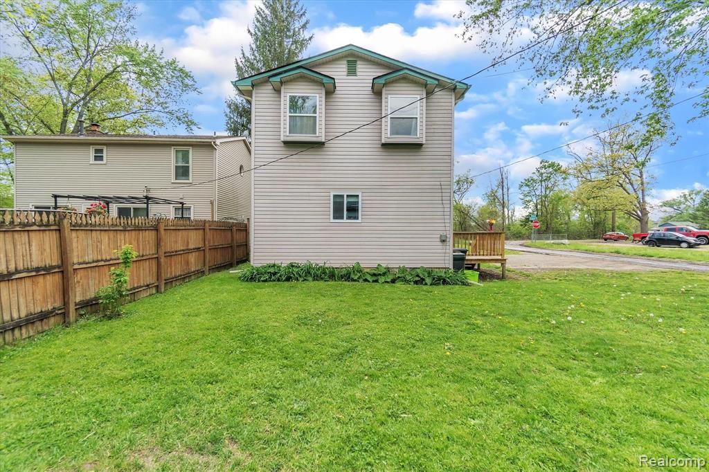 4715 Eagle Road Highland, MI 48356 - Photo 34 of 35