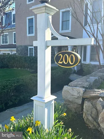 $4,900 | 200 West Wayne Avenue, Unit 5, Wayne, PA 19087