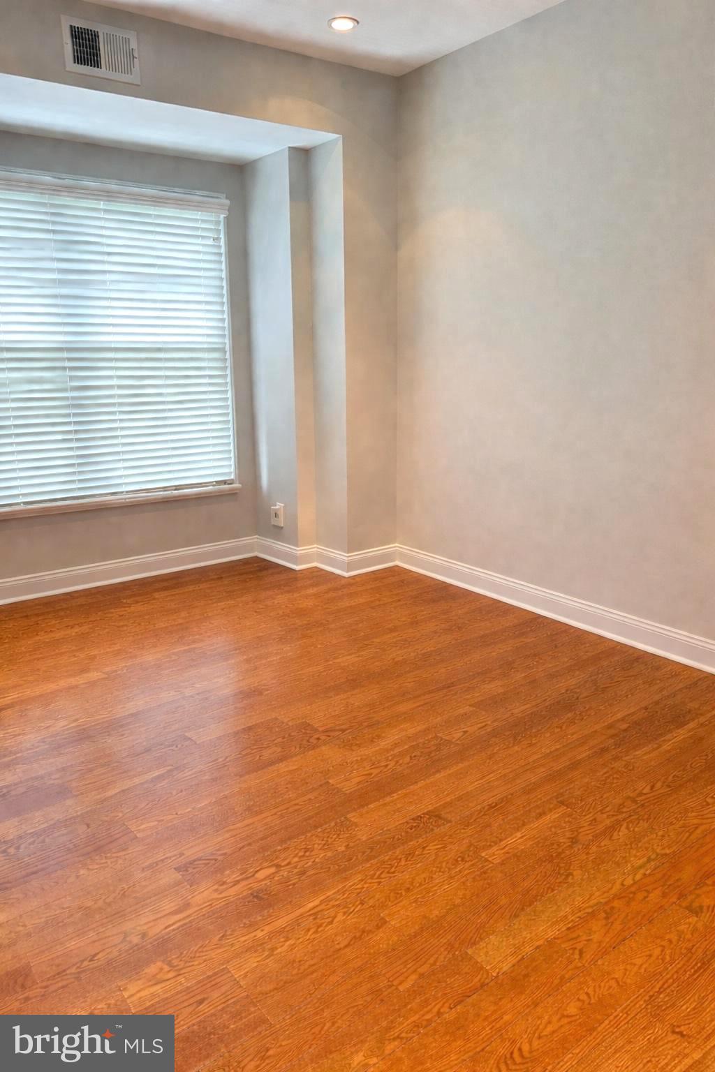 200 West Wayne Avenue, Unit 5 Wayne, PA 19087 - Photo 8 of 12 Bedroom #2-14'x10"