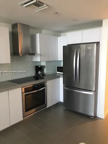 a close view of washer and dryer