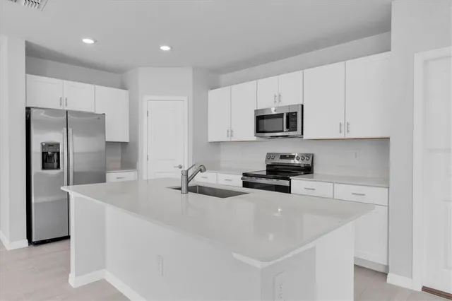 $2,800 | 17594 Pleasantview Boulevard, Land O Lakes, FL 34638