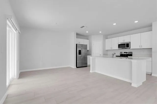 $2,800 | 17594 Pleasantview Boulevard, Land O Lakes, FL 34638