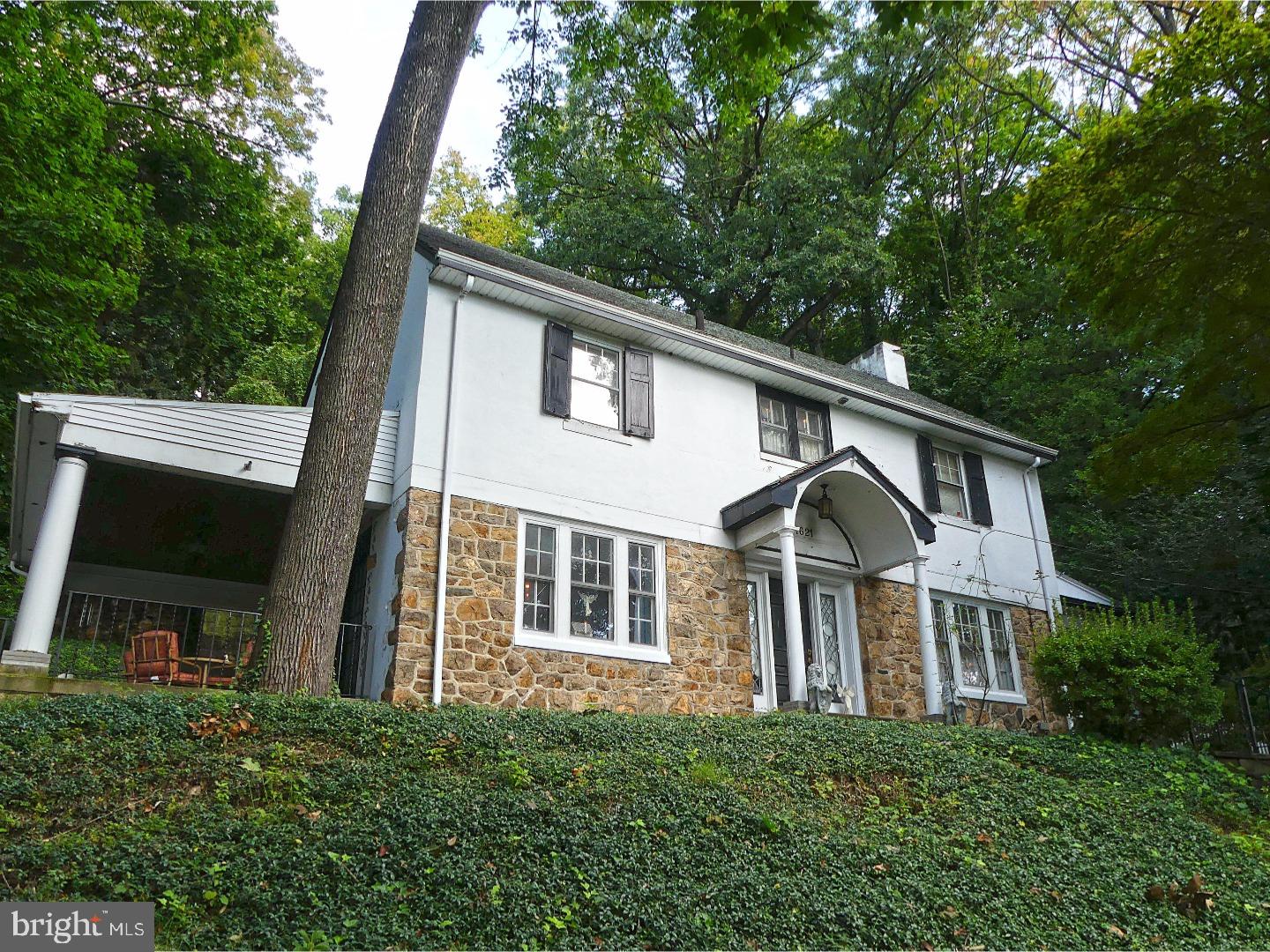 1621 Mineral Spring Road Reading, PA 19602 - Photo 2 of 25 Exterior Front
