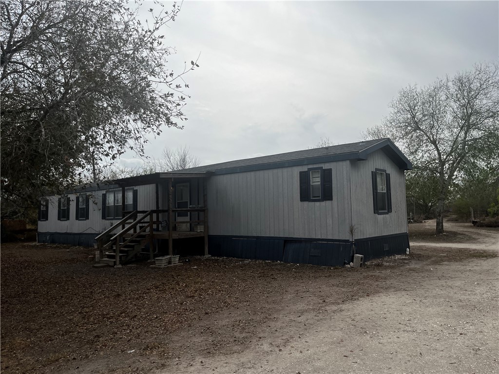 388 County Road 1341 Alice, TX 78332 - Photo 2 of 21