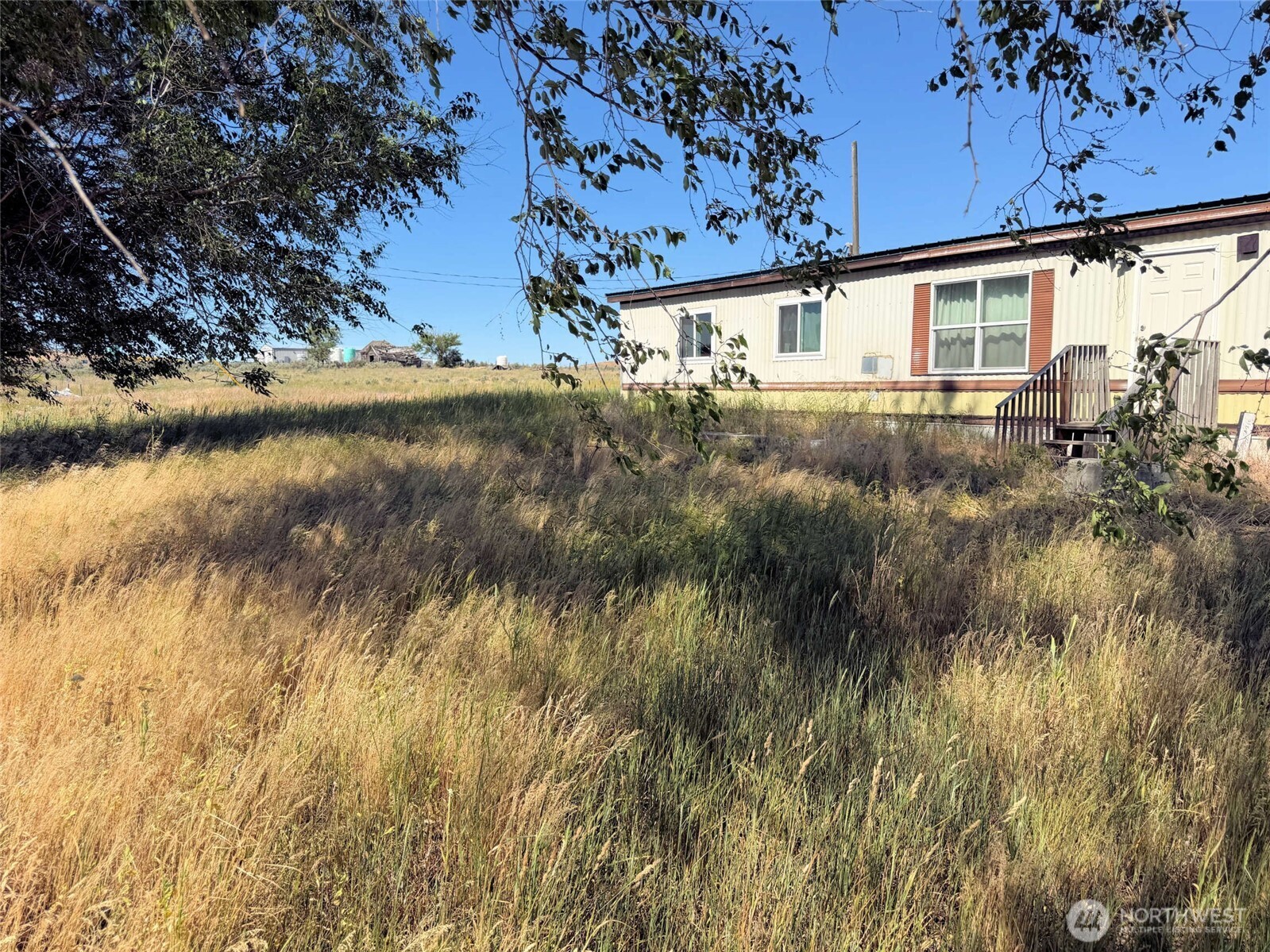 32498 Crick Road North Wilbur, WA 99185 - Photo 3 of 34