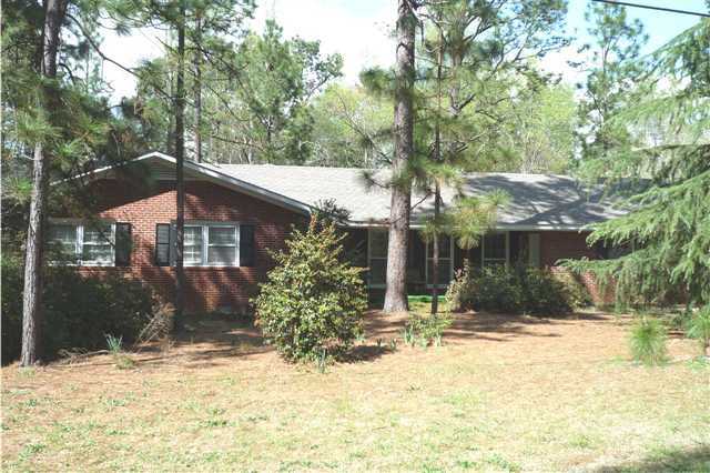 706 John McQueen Road Aberdeen, NC 28315 - Photo 1 of 9 Primary Photo