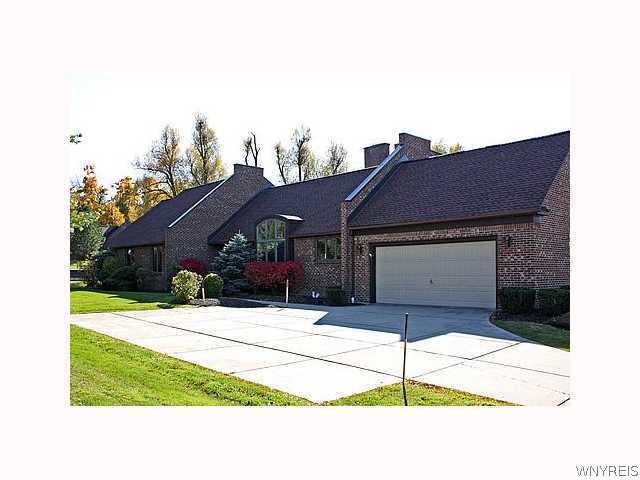 62 Hidden Ridge Common Amherst, NY 14221 - Photo 1 of 1 Exterior Front