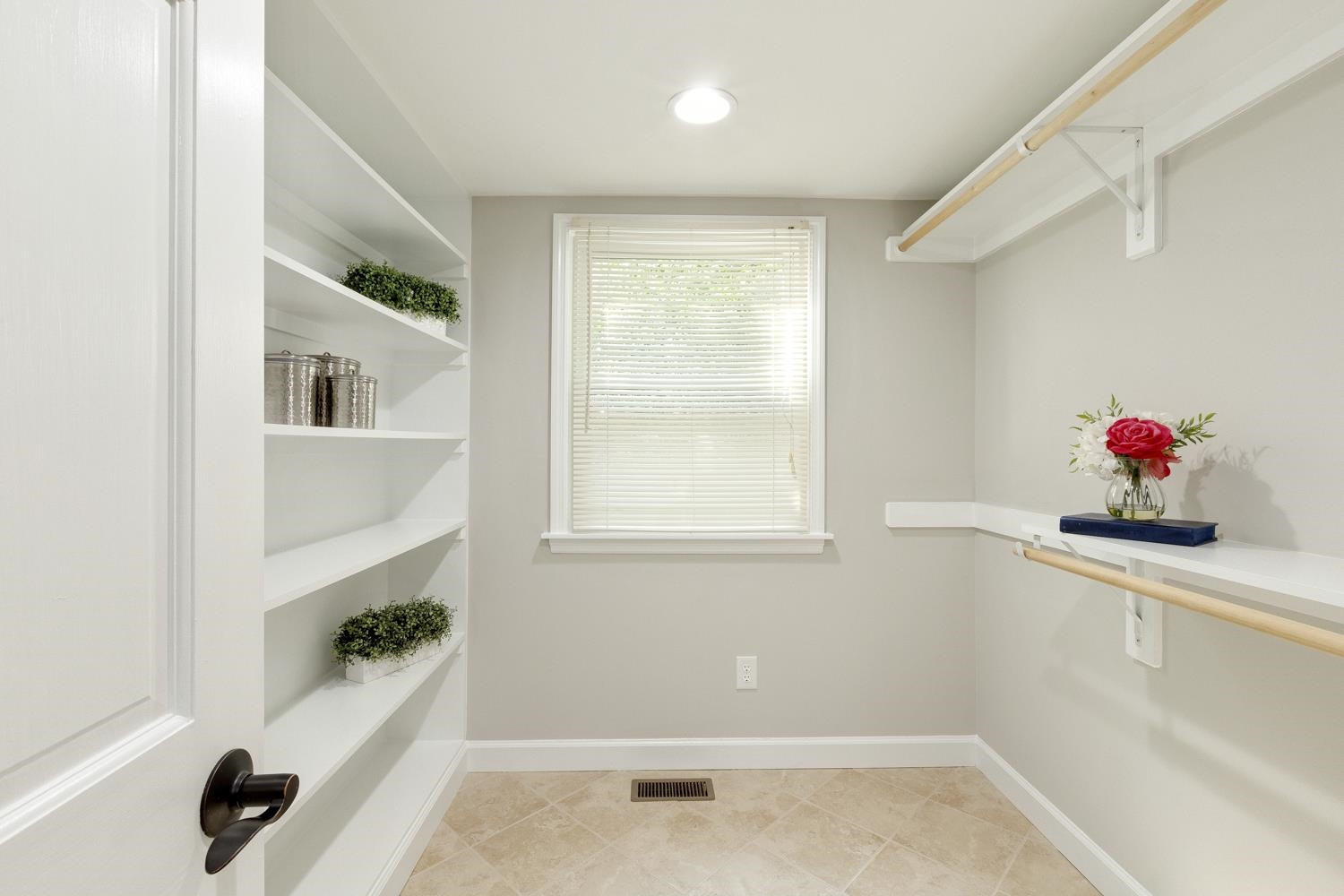 708 Dartmouth Road Raleigh, NC 27609 - Photo 11 of 15 Photo 11