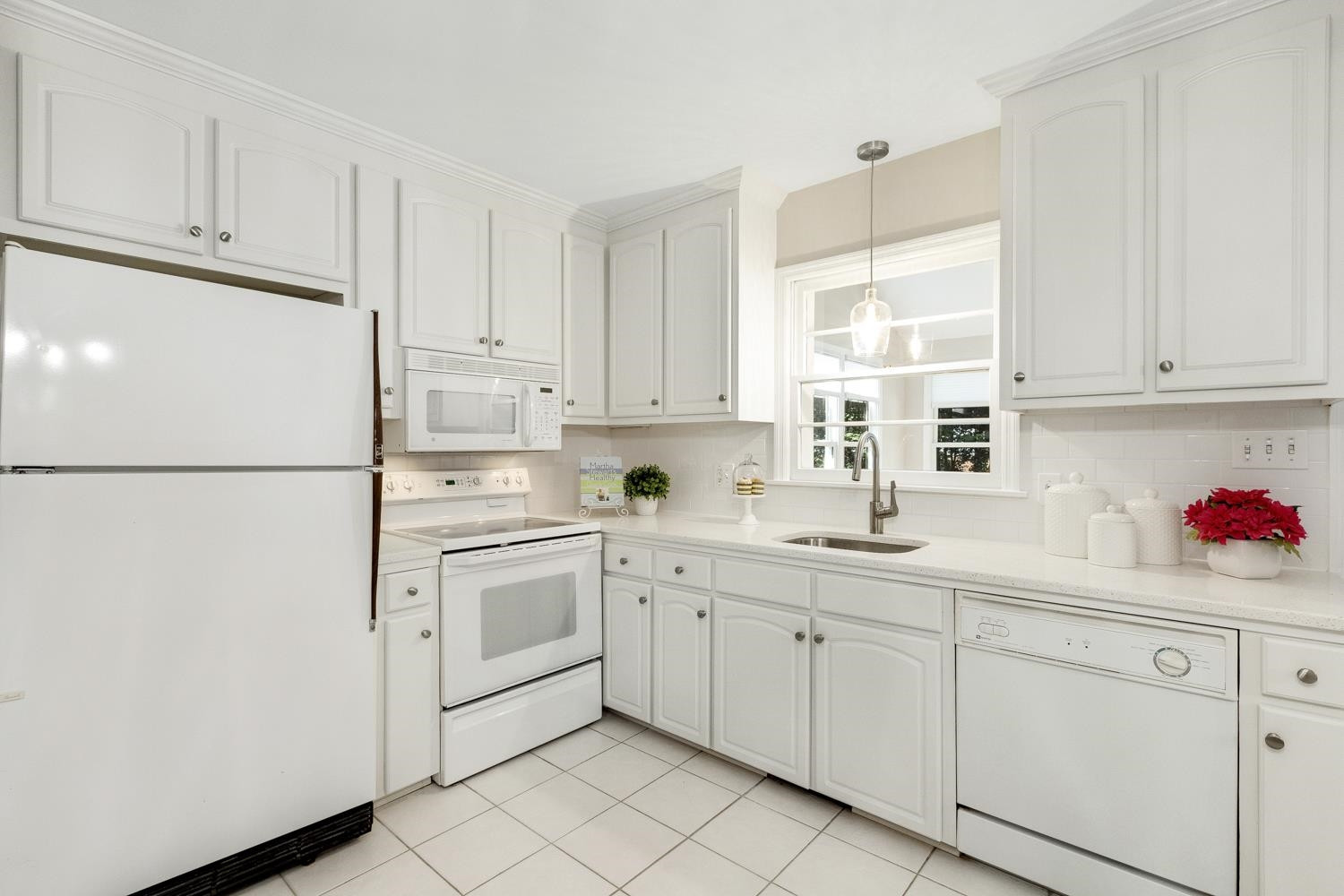708 Dartmouth Road Raleigh, NC 27609 - Photo 3 of 15 Photo 3