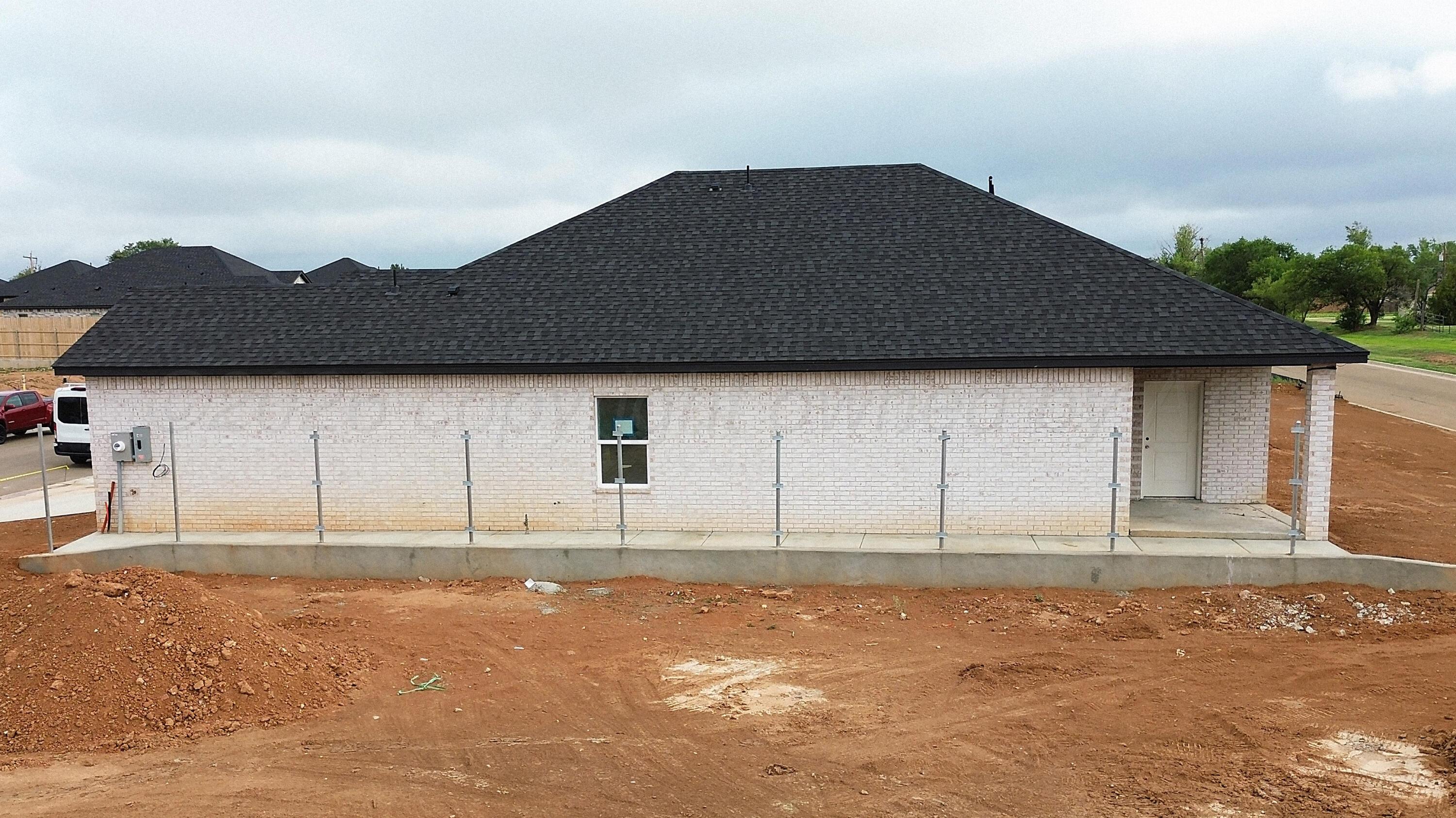8417 Ellie Lane Amarillo, TX 79110 - Photo 2 of 3 8417 Ellie side view