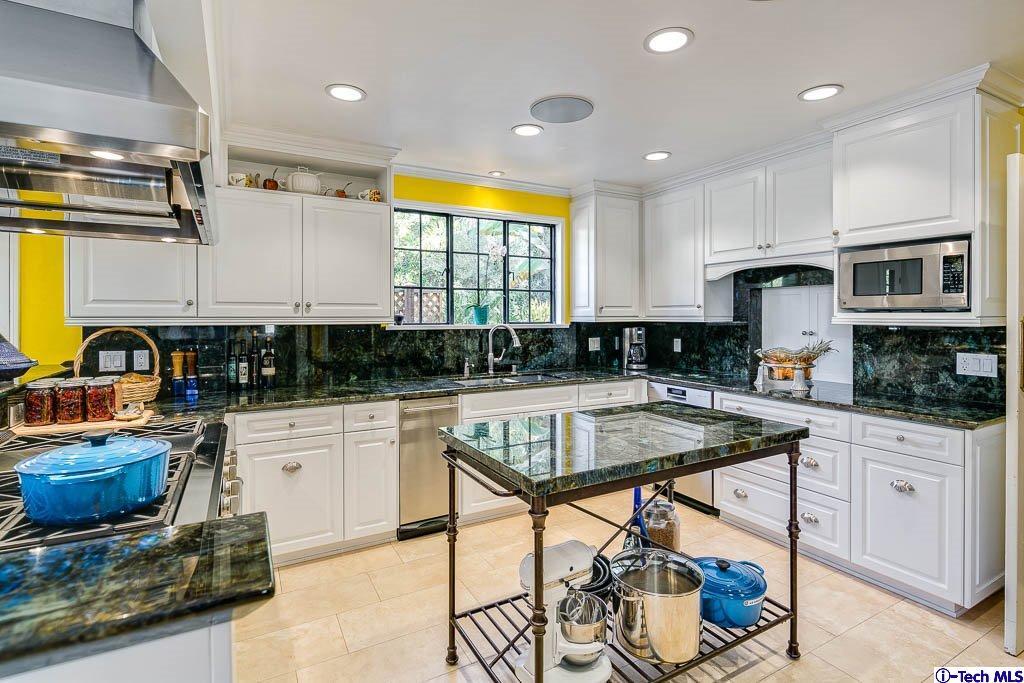 2829 Lake Avenue Altadena, CA 91001 - Photo 19 of 51 Additional Photo