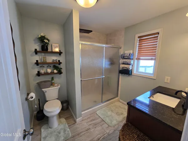 $479,999 | 10 Franklin Avenue, North Greenbush, NY 12198