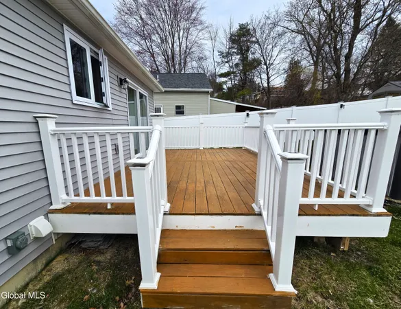 $479,999 | 10 Franklin Avenue, North Greenbush, NY 12198
