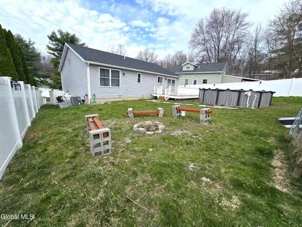 $479,999 | 10 Franklin Avenue, North Greenbush, NY 12198