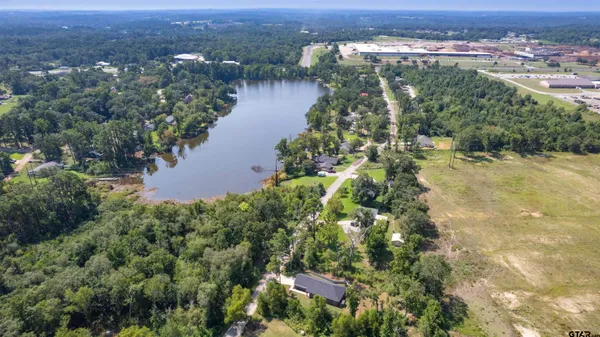 $259,000 | 9710 West Lakeshore Drive, Tyler, TX 75709
