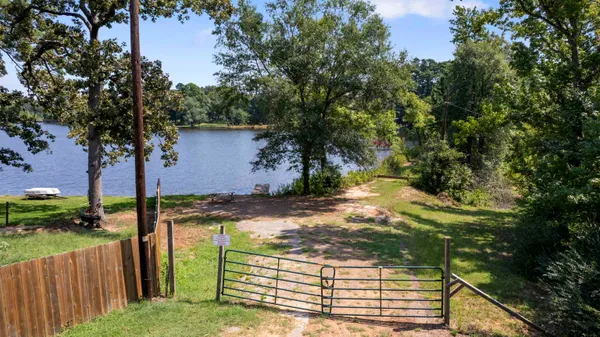 $259,000 | 9710 West Lakeshore Drive, Tyler, TX 75709