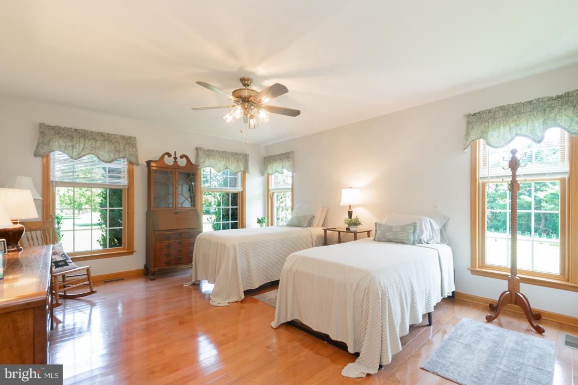 613 Hanover Pike Hampstead, MD 21074 - Photo 29 of 55