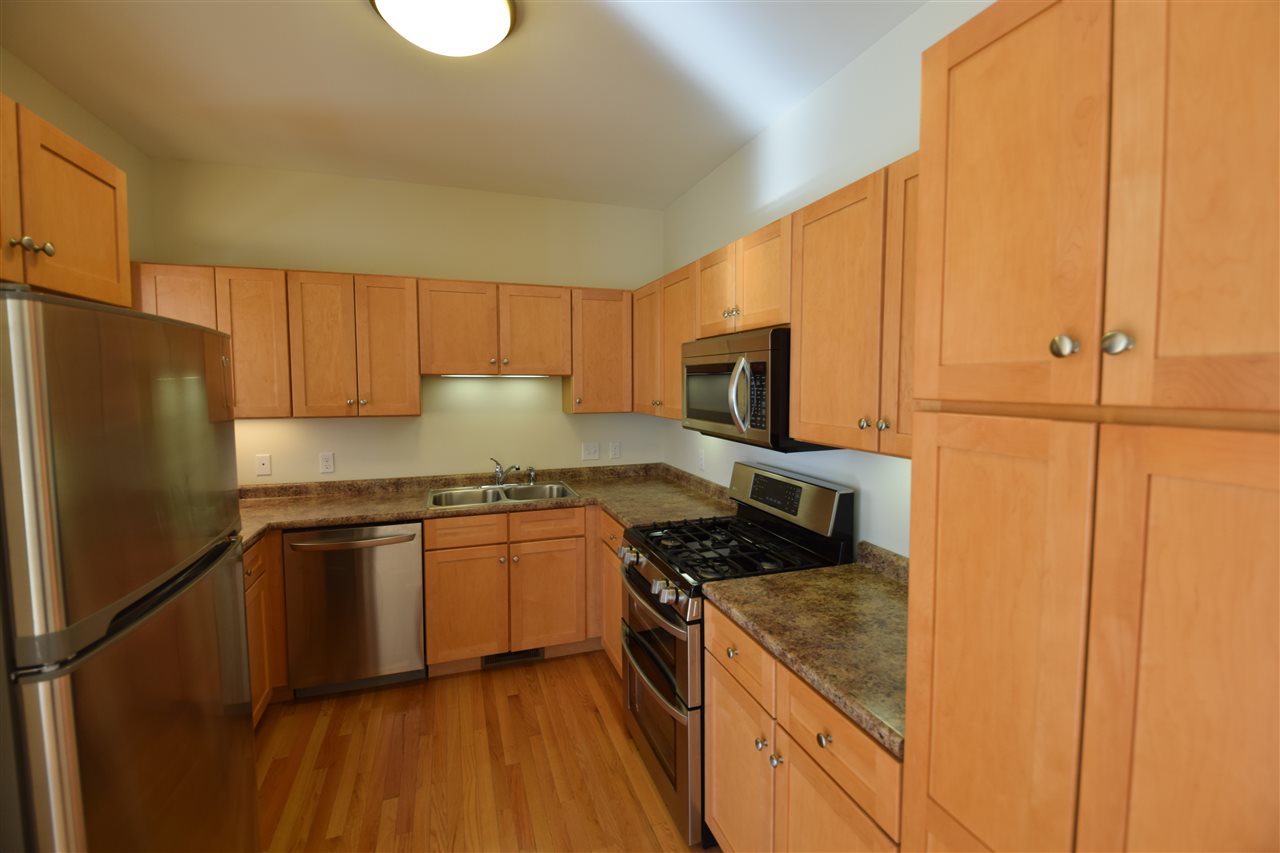 6 Green Field Way, Unit 101 Milton, VT 05468 - Photo 9 of 27 Gallery Image 9