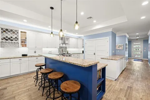 $1,249,000 | 2623 57th Street South, Gulfport, FL 33707