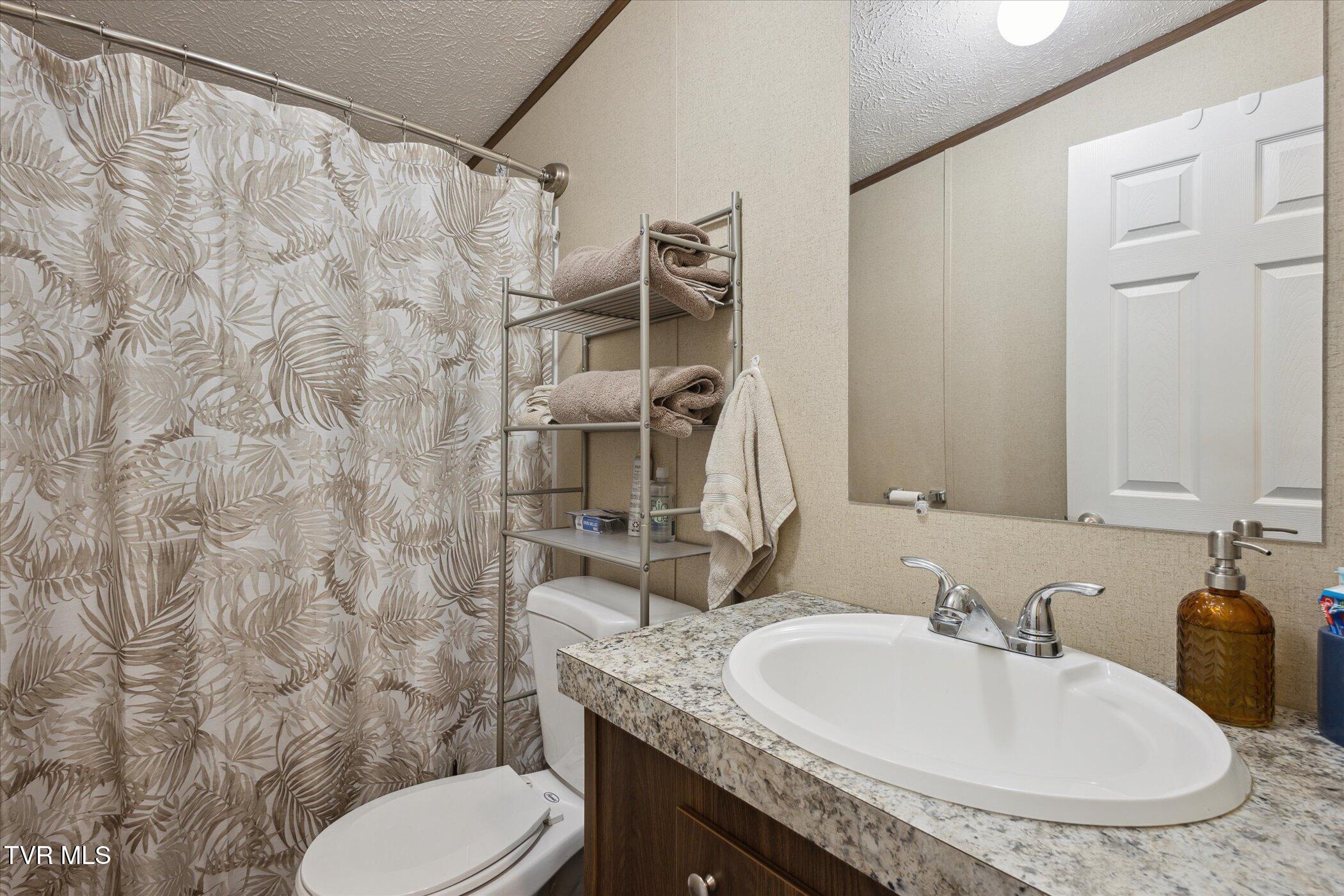 118 Copas Road Kingsport, TN 37663 - Photo 18 of 31 18-118-Copas-Rd-Kingsport-TN-37663-Windo