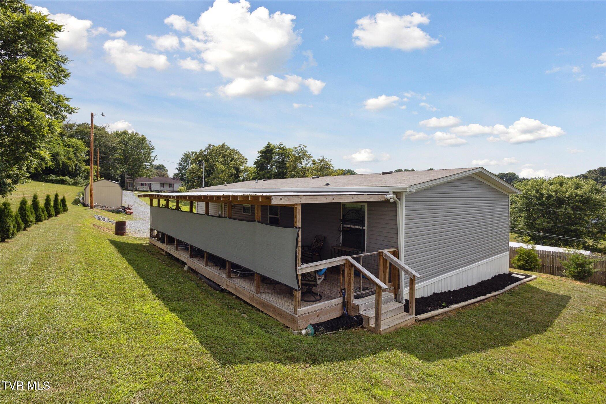 118 Copas Road Kingsport, TN 37663 - Photo 26 of 31 26-118-Copas-Rd-Kingsport-TN-37663-Windo