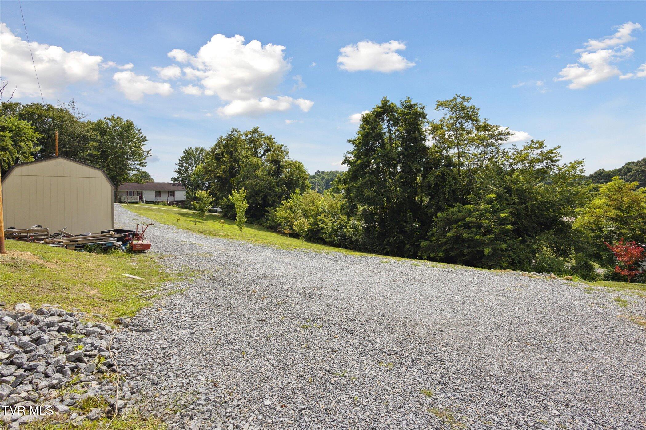 118 Copas Road Kingsport, TN 37663 - Photo 31 of 31 31-118-Copas-Rd-Kingsport-TN-37663-Windo