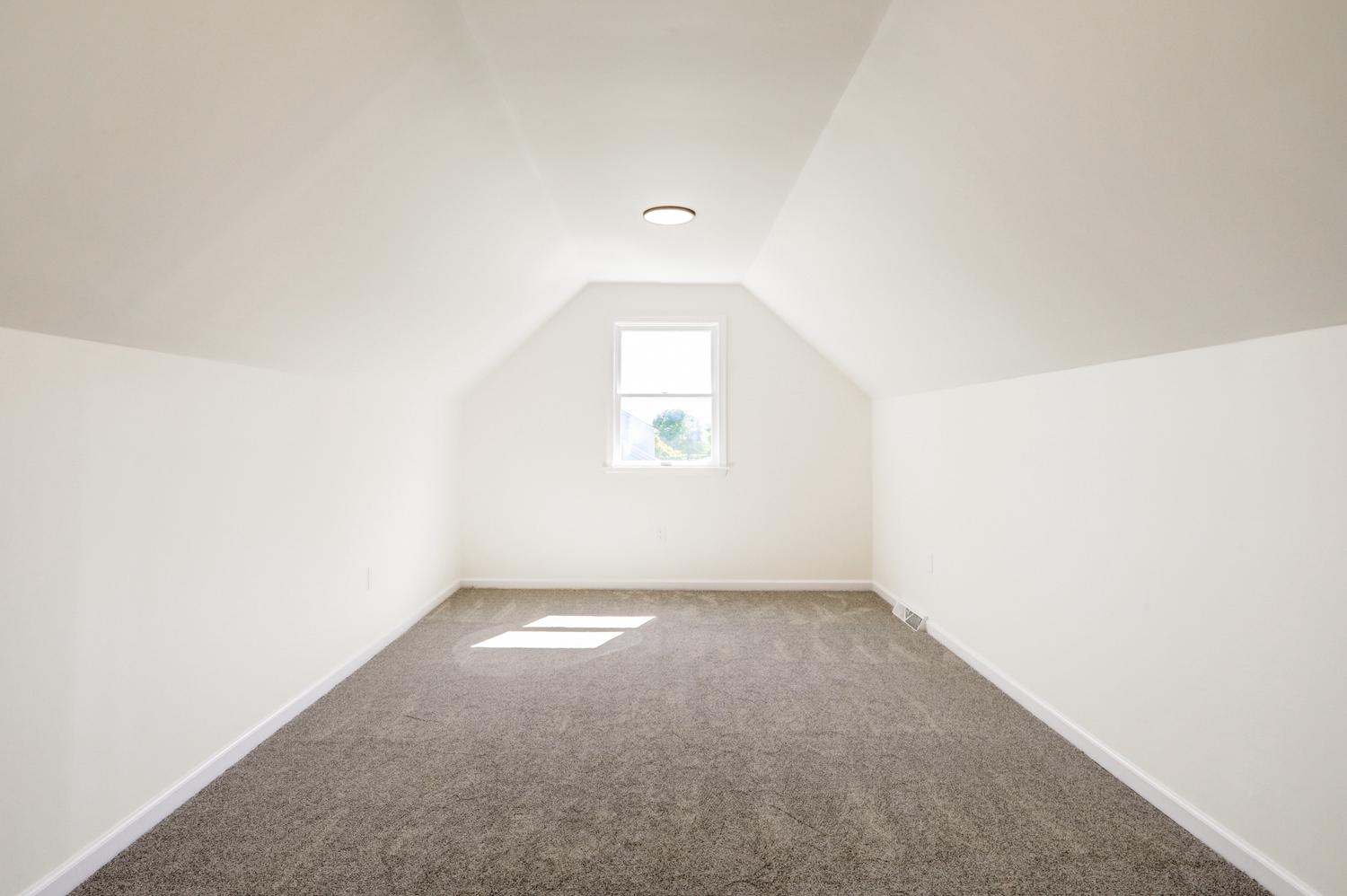 706 Rosemont Drive Lititz, PA 17543 - Photo 38 of 42 Bonus room off upstairs bedroom