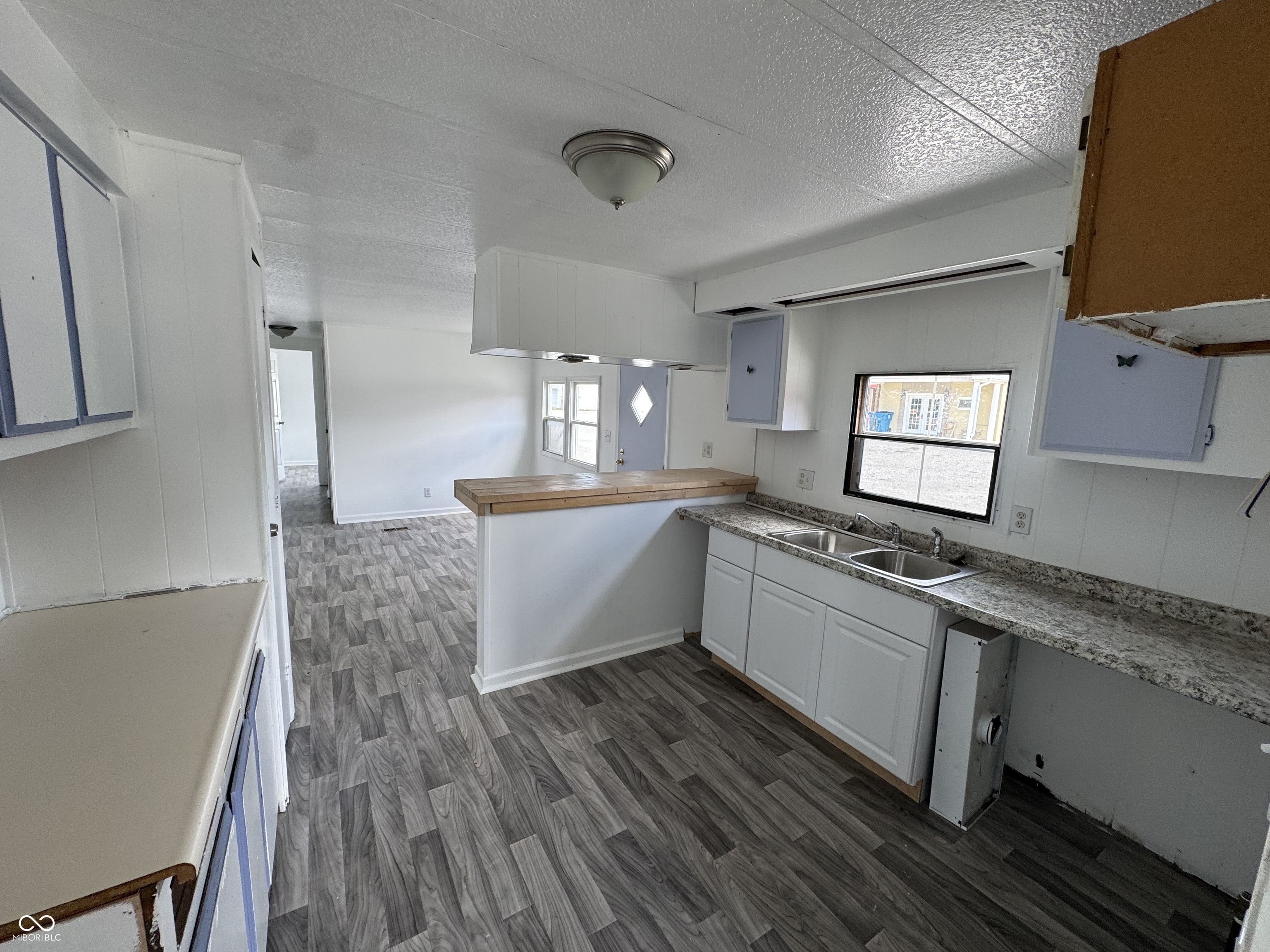 106 West Water Street Converse, IN 46919 - Photo 9 of 10