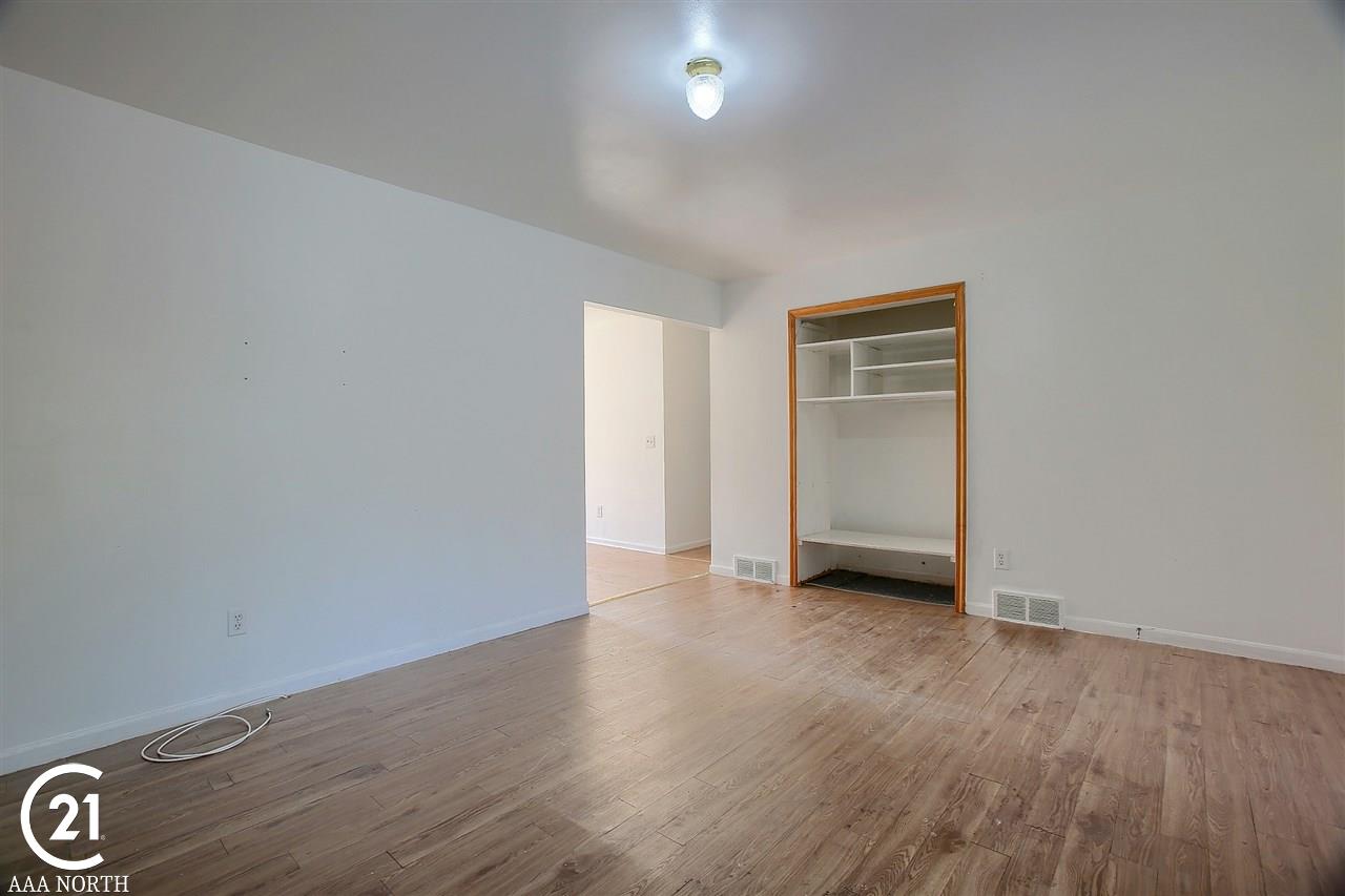 5072 John R Road Troy, MI 48085 - Photo 5 of 30