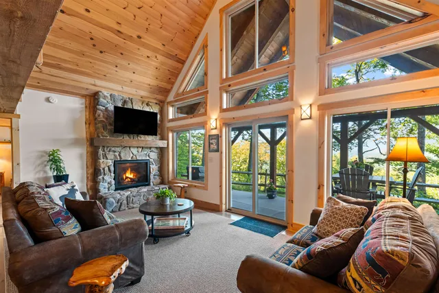 $1,185,000 | 199 Mittenwald Strasse, Bartlett, NH 03812