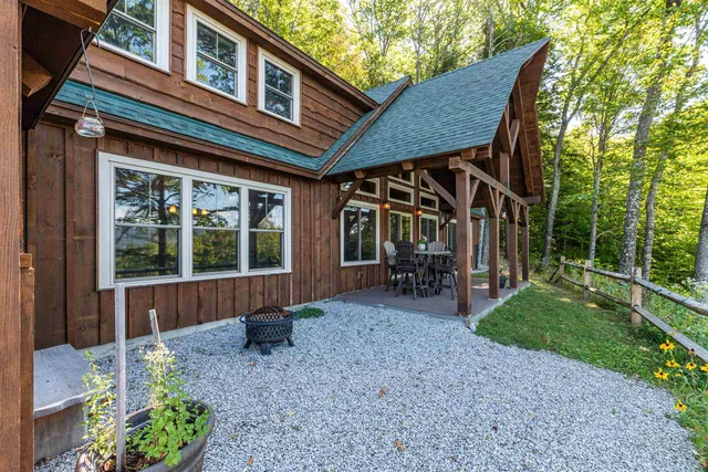 $1,185,000 | 199 Mittenwald Strasse, Bartlett, NH 03812