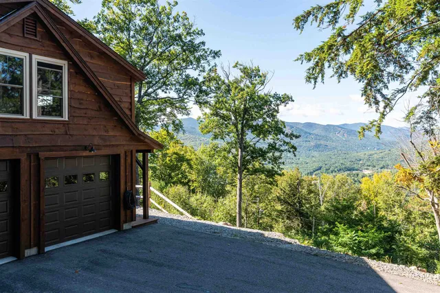 $1,185,000 | 199 Mittenwald Strasse, Bartlett, NH 03812