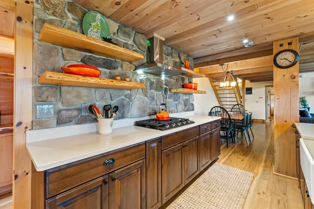 $1,185,000 | 199 Mittenwald Strasse, Bartlett, NH 03812