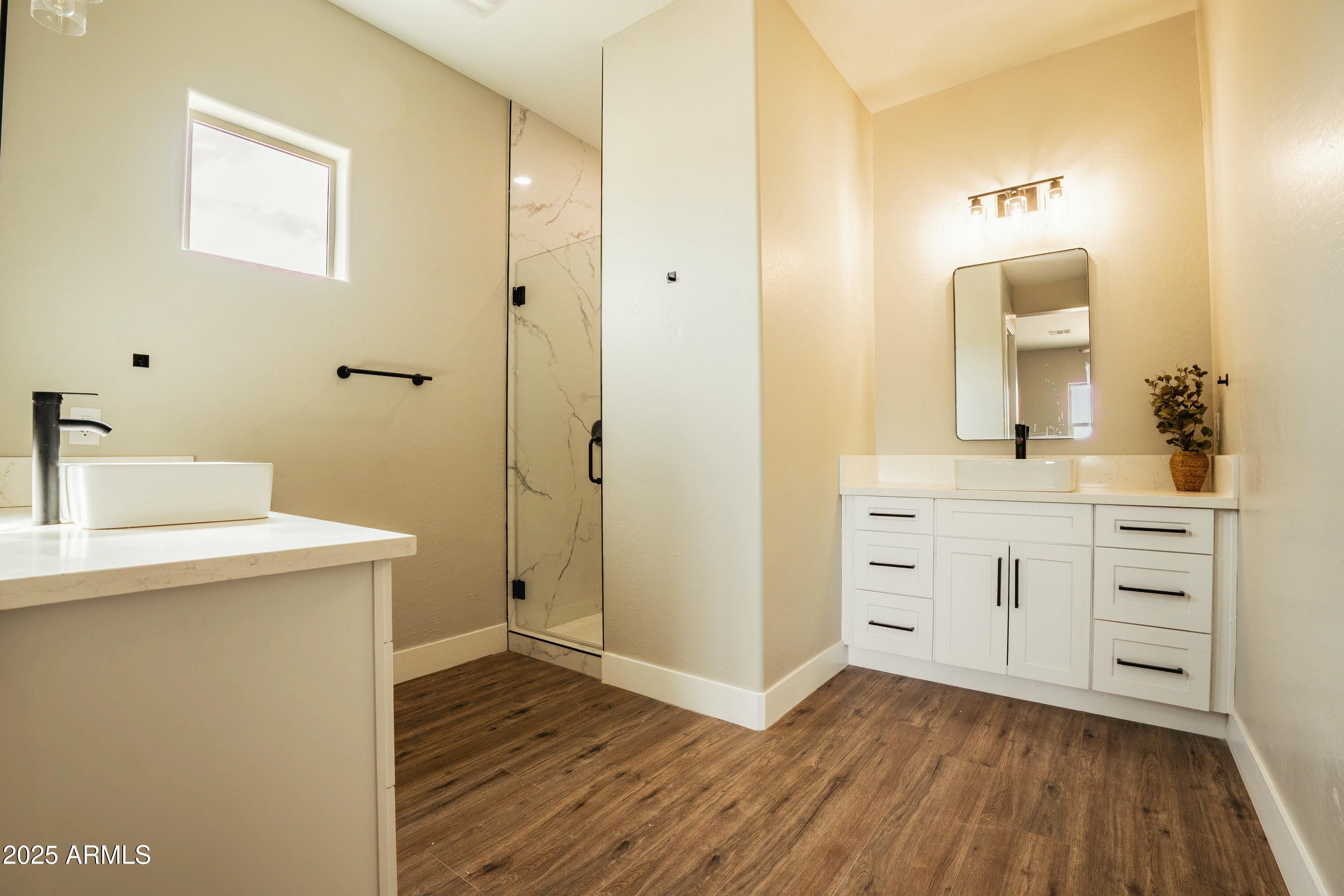 20618 West Elliot Road Buckeye, AZ 85326 - Photo 9 of 48 tempImagekMmMF7