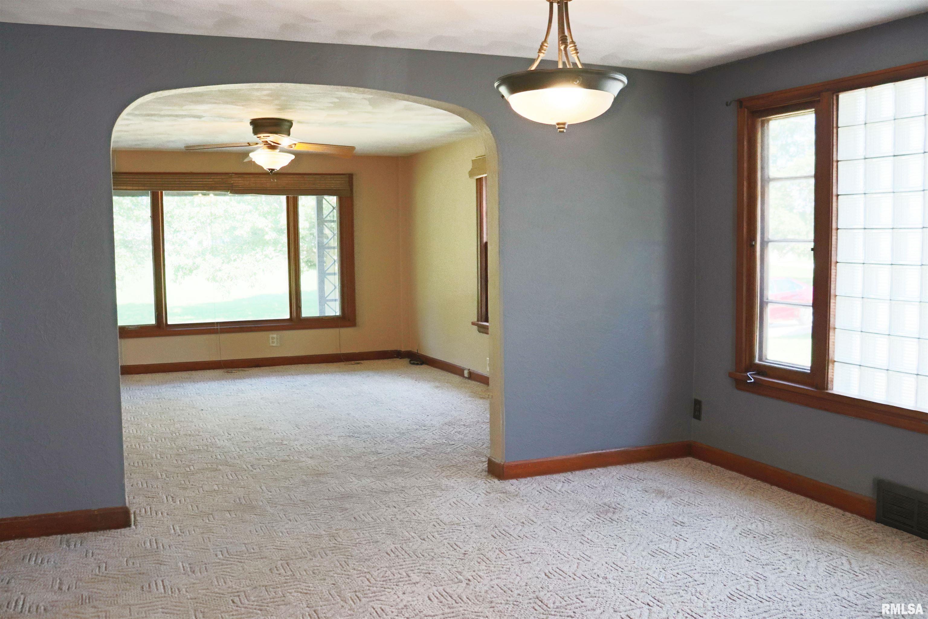 177 South Cone Street Farmington, IL 61531 - Photo 13 of 42