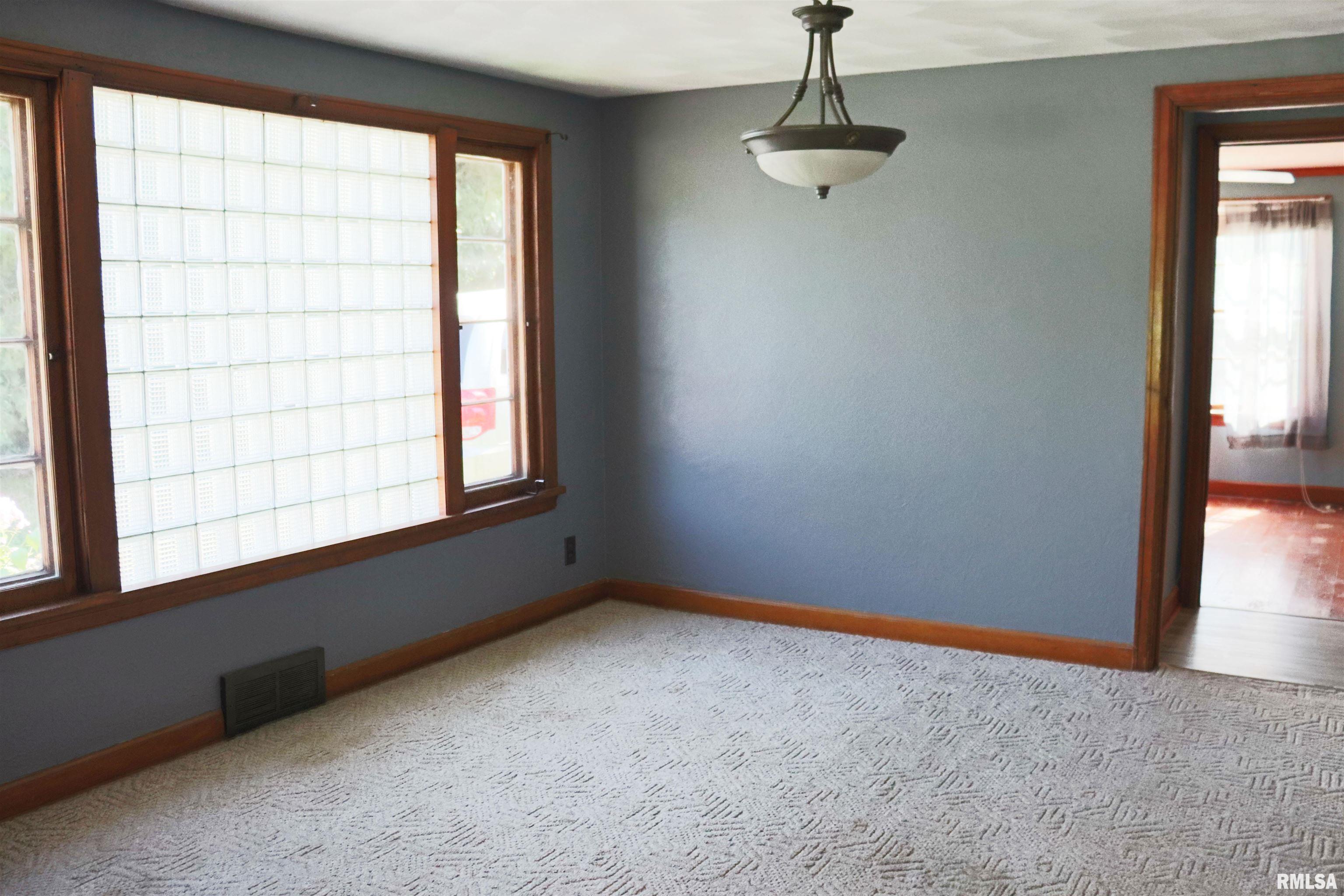 177 South Cone Street Farmington, IL 61531 - Photo 19 of 42
