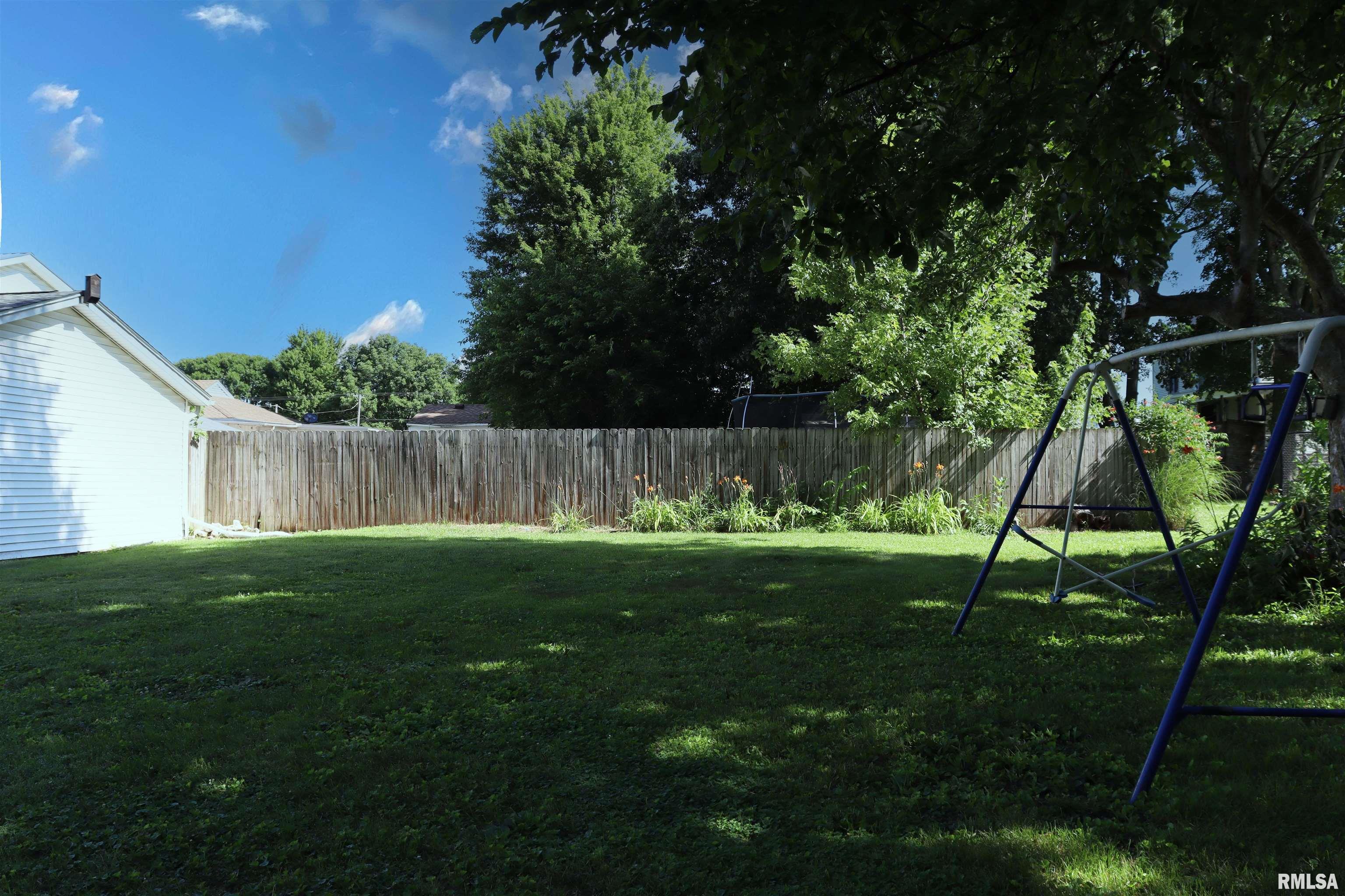 177 South Cone Street Farmington, IL 61531 - Photo 38 of 42