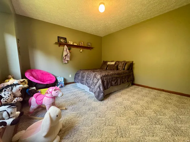 $474,900 | 108 South County Road 750 East, Dugger, IN 47848