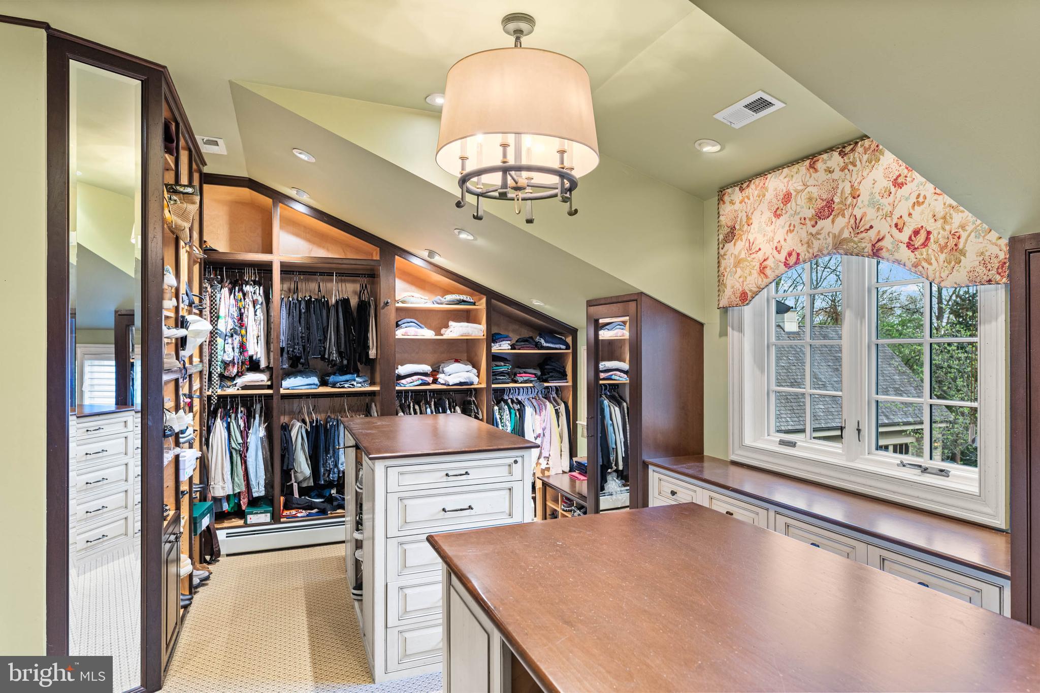 1347 Fording Brook Road Lower Gwynedd, PA 19002 - Photo 46 of 82 Primary Closet