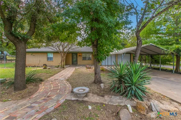 $238,700 | 400 Bridge Street, Gatesville, TX 76528